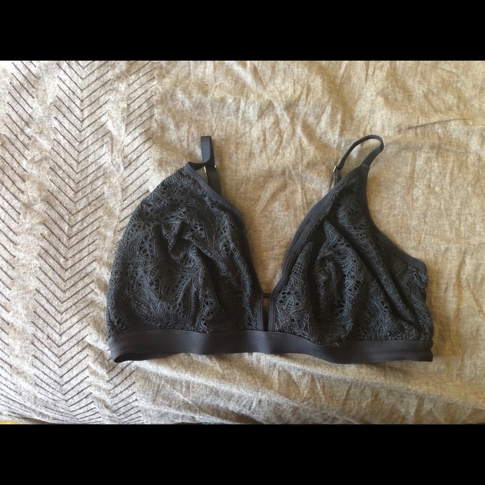 Lively black busty bralette size 3